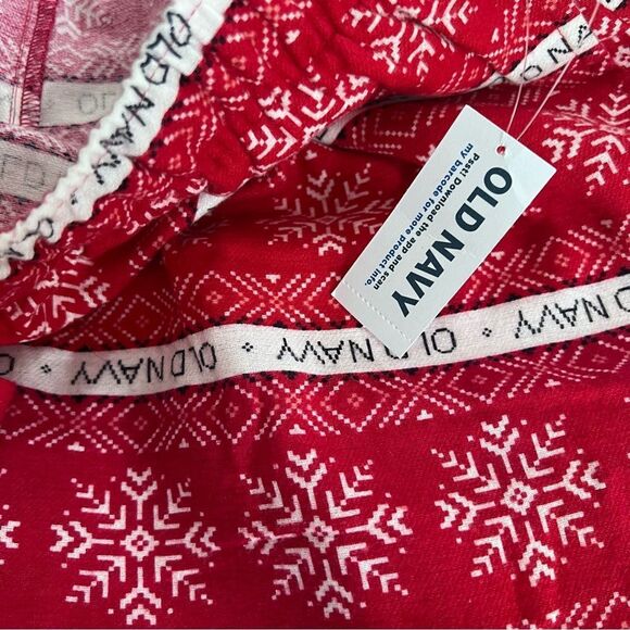 🆕 Women’s Old Navy Red White Festive Pajama Bottoms size M - Picture 3 of 4